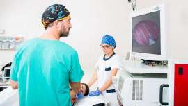 Estudios apuntan que la reganancia de peso – afecta a entre un 20% y un 30% de los pacientes operados en España a los 5 años - y el síndrome de dumping, tiene una prevalencia del 20 hasta el 60% en algunos casos1