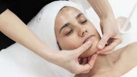 Este innovador procedimiento de Estética Lostao combina tres fases: peeling efecto piel joven, dermoplastia y un exclusivo masaje push-up
