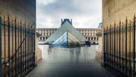 El gigante francés de la cosmética y el museo parisino han pactado una colaboración desde el 13 de noviembre hasta marzo de 2027 para crear un recorrido de obras en la que se muestre la evolución de los cánones de belleza