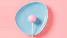 La doctora Sanja Zivanovic nos explica el impacto de este alimento a nivel cutáneo, y por qué es probable que por estas fechas post-Navidad lo notes más