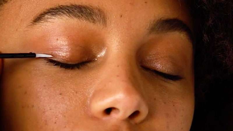 Descubre 8 curiosidades sobre las pestaas para celebrar su da mundial