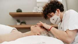 Referente en el sector de la estética, Ana Mancebo, con una exitosa trayectoria y presencia destacada en foros, redes sociales y eventos, estará en BC Galicia-Santiago de Compostela (9 y 10 de marzo) para compartir su exclusivo masaje de autor