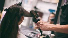 En 2024, las peluquerías recuperaron clientela y estabilidad, con un aumento del 4% en el sector y un gasto medio de 45 euros por visita