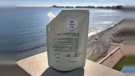 Descubre el secreto de unos rizos definidos y llenos de vida con Activator Cream Curly de Mïmare, la crema activadora que moldea, hidrata y fortalece tu cabello rizado