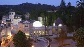 Laura Gómez, la responsable médica de Balneario de Mondariz y una de las pocas hidrólogas españolas, defiende la hidroterapia del siglo XXI como medicina natural en la prevención de numerosas enfermedades