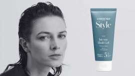 Para looks cortos o largos, femeninos o masculinos, parciales o completos: el gel vegano a base de agua y sin siliconas permite crear peinados muy versátiles y proporciona una fijación intensa y duradera 