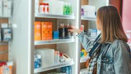 El mercado de la belleza en Francia muestra un crecimiento moderado en 2024, con un aumento del 3% en valor pero una caída del 2% en volumen