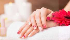 En estos momentos estamos asistiendo a un boom total, el mundo del estilismo de uñas, y lo llamo así con todo el sentido, ya que de eso se trata 