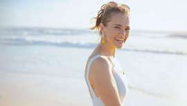 Tratar una mancha sin estudiar la causa hormonal es actuar sólo en la superficie del problema