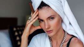 La clave para un rostro rejuvenecido puede estar donde menos lo esperas y por eso las cosmetólogas y expertas en dermocosmética revelan por qué la línea del cabello también necesita su dosis de retinoides