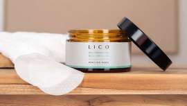 Con ácido shikímico, renueva la piel en un 16% en solo 1 hora, tratando manchas localizadas y zonas oscurecidas sin agresividad