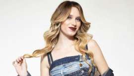 El verano es siempre una excusa perfecta para reinventarse, y en 2025 la peluquería profesional se prepara para una temporada cargada de contrastes, matices sofisticados y texturas en movimiento