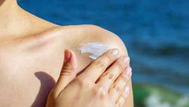 La startup francesa Skinosive ha desarrollado una nueva generación de filtros UV bioadhesivos diseñados para ofrecer una eficacia duradera y un menor impacto tanto en la piel como en el medio ambiente