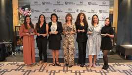 La gala de los premios del congreso Beauty Contact, celebrada en el Hotel Occidental Bilbao en el marco del congreso Beauty Contact, ensalzó la trayectoria de los profesionales más destacados del sector de la estética vasca 