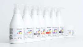 Formulada con tecnología Plex Fiber Protect que repara la fibra capilar. Con pro-vitamina altamente hidratante, aceite de frambuesa y de argán, que aportan protección y luminosidad