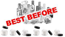 Normalmente solo ingerimos aquellos alimentos que están dentro de la fecha de caducidad. Sin embargo, poco caso hacemos a las indicaciones de caducidad en productos cosméticos, utilizándolos hasta que vemos que están bastante estropeados o huelen mal