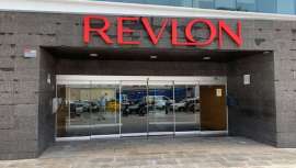 Revlon impulsa su crecimiento en Tarragona con una inversión de 20 millones de euros. La multinacional construirá una nueva nave y creará más de 100 puestos de trabajo