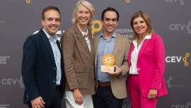 El acto de entrega tuvo lugar en el III Encuentro de CEOs de la industria cosmética y del perfume