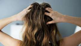 Durante los meses más cálidos, aumentan la sudoración y la exposición al sol, y por eso, estos síntomas pueden intensificarse. Te descubrimos cuáles son los básicos de Kevin.Murphy para calmar y cuidar el cuero cabelludo irritado