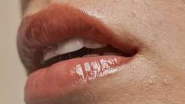 El ácido hialurónico en labios es el tratamiento estético más demandado por su capacidad para dar volumen, redefinir y rejuvenecer. Los expertos de IMR nos revelan los tips del procedimiento más viral