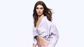 Con el verano llegan los festivales y la ocasión perfecta para lucir peinados atrevidos y con personalidad. Goldwell te propone tres looks fáciles de recrear con UV Protect Spray, tu mejor aliado frente al sol