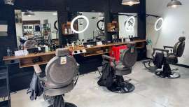 La firma española Beardburys, marca que nació de escuchar a las necesidades de los barberos y que, a día de hoy, sigue siendo su lema, ha creado una guía con las 5 claves fundamentales para montar una barbería desde cero