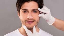 El arte de esculpir el rostro va más allá del maquillaje: técnicas estéticas, cortes y color trabajan juntos para lograr una armonización facial natural, fresca y personalizada