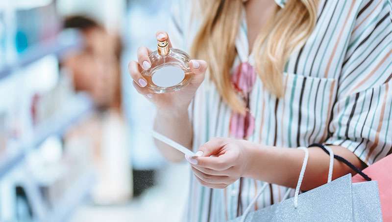 El fenmeno Recession Glam impulsa el auge de las fragancias y las marcas de belleza de distribucin propia