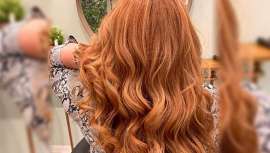 Inspirado en la bebida más icónica del otoño, el tono Pumpkin Spice Blonde combina matices cobrizos, castaños y vainilla para convertirse en el color de transición perfecto entre el verano y el invierno