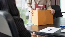 El sector cosmético atraviesa en 2025 una ola de despidos sin precedentes, impulsada por caídas en ventas y planes de reestructuración globales