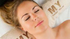 Polinucleótidos de salmón + exosomas + Glow Renew + FaceSTIM para restaurar, iluminar y tensar el rostro en una sola visita