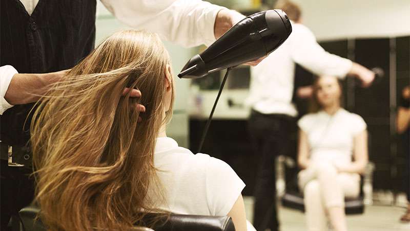 El futuro de la peluquera profesional: evolucin, tecnologa y valor humano