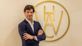 Tras su etapa en el fútbol profesional, Aitor Ocio (Vitoria 1976) dio un nuevo rumbo a su carrera, convirtiéndose en el empresario referente del wellness 360° en España