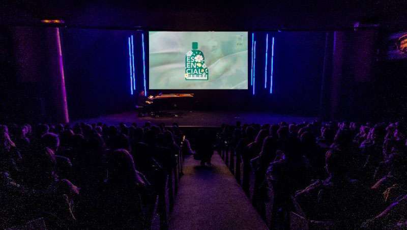 Esencial. El arte de lo invisible: la perfumera celebra a las Leyendas del Perfume en los Premios Academia del Perfume 2025