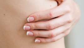 Aunque se dice que las cicatrices cuentan historias, la mayoría preferimos borrarlas. Hoy, tratamientos como inyecciones, láser o microagujas permiten eliminarlas de forma eficaz y empezar el año con una piel renovada