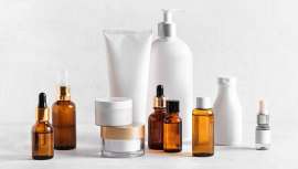 Francia prohibirá desde enero los PFAS en cosméticos, ropa y agua potable