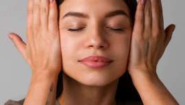 La farmacéutica M. Paz Pellús, experta en dermofarmacia y portavoz de Druni, explica cómo el drenaje linfático facial puede ayudar a aliviar la hinchazón, mejorar la luminosidad y devolver el equilibrio a la piel del rostro