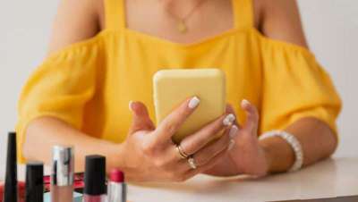 Las redes sociales marcan los estándares de belleza y condicionan el consumo beauty en fechas clave