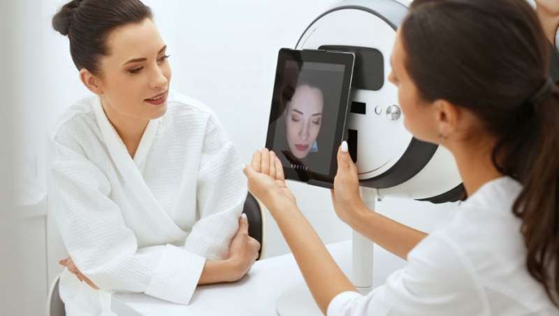 El analizador de piel: de herramienta tecnológica a aliado estratégico de la esteticista