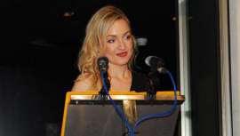 Raquel Ferrando es toda una institución en belleza y estética. Vive el momento y solo planifica para un futuro cercano. Para ella, el cuerpo nos habla, y es posible educarlo si educamos nuestra mente