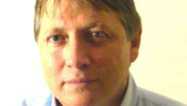 Cryo-Lip llega a España con el propósito de dar a conocer su banco de almacenaje de células madre proveniente de la grasa. Hemos entrevistado a Henk Snyman, managing director de la firma, para conocer algo más de este innovador servicio