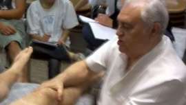 Continuador del trabajo desarrollado por el doctor Vicente L. Ferrandiz, Claudio Mazères es un referente en la especialidad del quiromasaje, una conocida técnica manual nacida en Cataluña en 1930