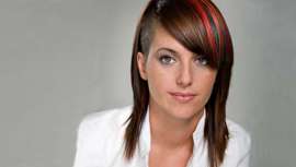 Ganadora del Global Salon Business Awards en 2008 por la excelencia en su actividad profesional, Edurne Senosiain nos habla de sus inicios y de cómo ha llegado a conformar un equipo de reconocido prestigio