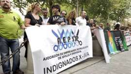 Los peluqueros andaluces van a iniciar movilizaciones contra la subida del IVA, que en toda Andalucía puede suponer la destrucción de un millar de empresas y el despido de 3.000 trabajadores