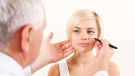 Con la crisis ha aumentado un 22% el lifting corto local en mujeres y un 15% la blefaroplastia en hombres.