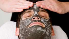 Una técnica milenaria que aúna elementos como la tierra y el agua para curar y embellecer. Déjate envolver.