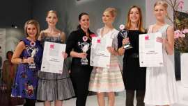 Durante el evento tuvieron lugar los campeonatos de maquillaje y uñas, con participantes llegados de todo el mundo