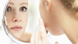 El Carboxy-Metil-Naringenin-Chalcone es un derivado del polifenol Naringenin Chalcone, presente en la piel de los cítricos y el tomate