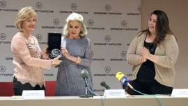 El distintivo ha sido otorgado por la princesa Béatrice DOrléans, presidenta honorífica de la Asociación Española del Lujo