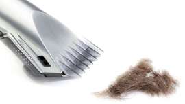 Una herramienta versátil que debe formar parte del equipo de todo peluquero. Rápida y cómoda para los peinados más cortos, es también útil para otros tipos de estilismos. La posibilidad de trabajar sin cable ofrece una nueva libertad de movimiento